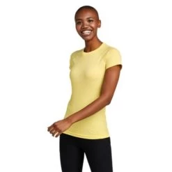 Eddie Bauer Women's Resolution Seamless Short-Sleeve Crew T-Shirt -Eddie Bauer Shop https3A2F2Feddiebauer.scene7 .com2Fis2Fimage2FEddieBauer2FD0313808 968C1 640x