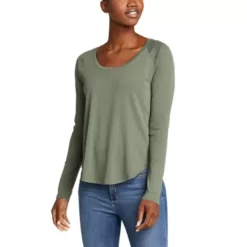 Eddie Bauer Women's Stine's Long-Sleeve Raglan Scoop Neck T-Shirt -Eddie Bauer Shop https3A2F2Feddiebauer.scene7 .com2Fis2Fimage2FEddieBauer2FD0592225 481C1 640x